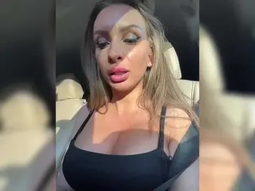 GoldPussy69  live sex cam