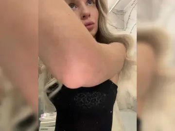 GoldPussy69  live sex cam