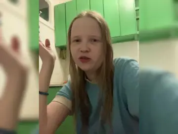 Hooliganka105  live sex cam