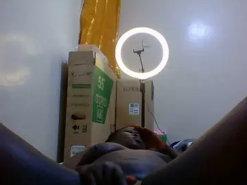 JojoBear  live sex cam