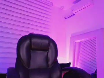 JulietteMoreau  live sex cam