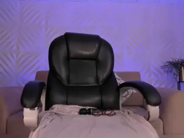 JulietteMoreau  live sex cam