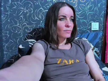 YourAhSlut  live sex cam