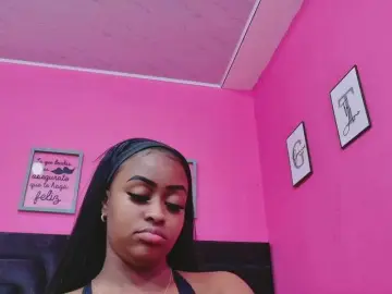 Friendsmom  live sex cam