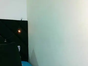 Friendsmom  live sex cam