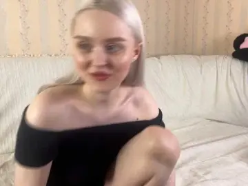 Ialiceland  live sex cam