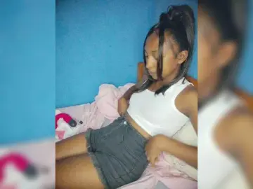 Annais19  live sex cam