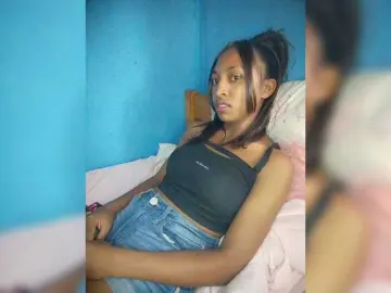 Annais19  live sex cam