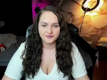 Chorna-Rouse  live sex cam
