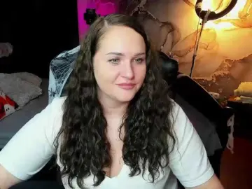 Chorna-Rouse  live sex cam