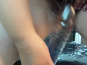 LeilaSmith  live sex cam