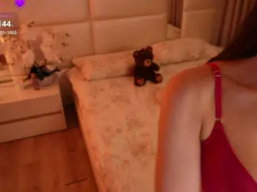 LilyColins  live sex cam