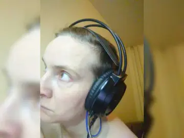 MagrettaXX  live sex cam