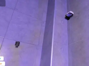 Melany-8  live sex cam