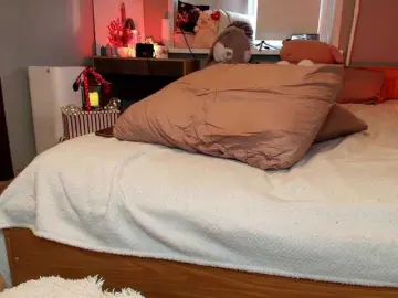 Rabbitshole  live sex cam