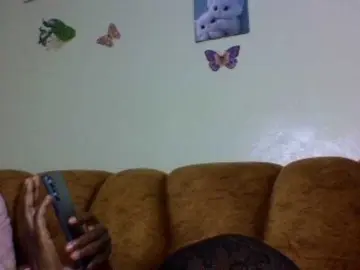 Roshan25  live sex cam
