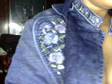 Lima11  live sex cam