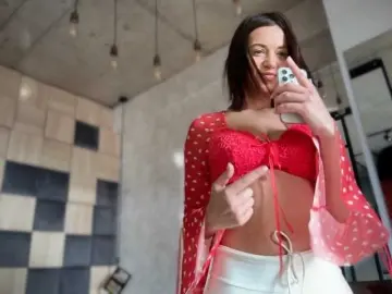 Oksasex999  live sex cam