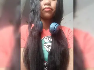 Aimeeh  live sex cam