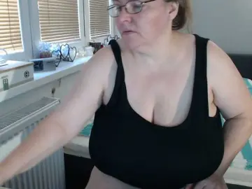 Bessy123  live sex cam