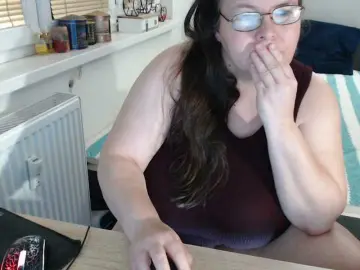 Bessy123  live sex cam