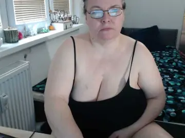 Bessy123  live sex cam