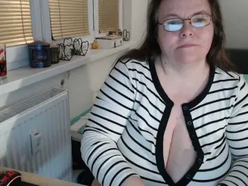 Bessy123  live sex cam