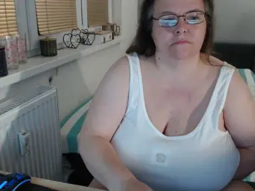 Bessy123  live sex cam