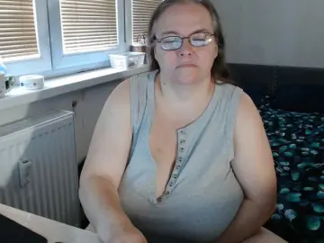 Bessy123  live sex cam