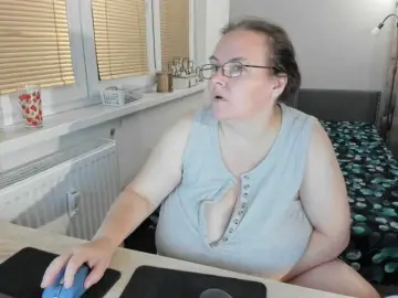 Bessy123  live sex cam