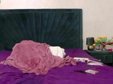 BrigitteRiss  live sex cam