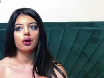 BrigitteRiss  live sex cam