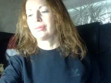 Daniella854  live sex cam