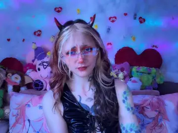 Devil-Baby  live sex cam