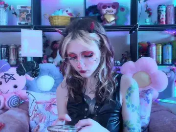 Devil-Baby  live sex cam