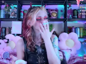 Devil-Baby  live sex cam