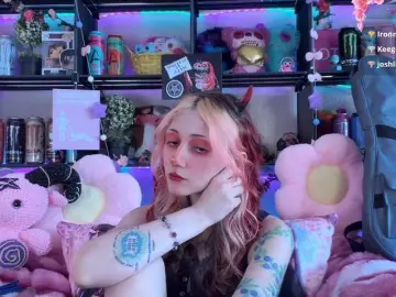 Devil-Baby  live sex cam