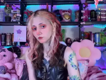 Devil-Baby  live sex cam