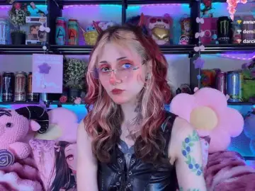 Devil-Baby  live sex cam