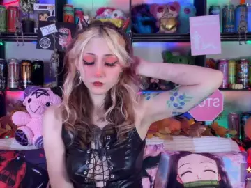 Devil-Baby  live sex cam