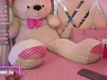 KENNDAL-TAY  live sex cam