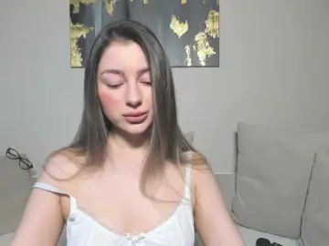 Mia-Callme  live sex cam