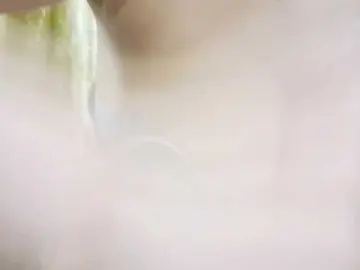 Nidhilove  live sex cam