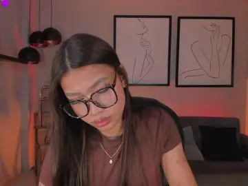 SophieHouston  live sex cam