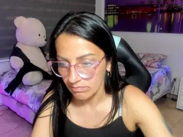 Alma-blue  live sex cam