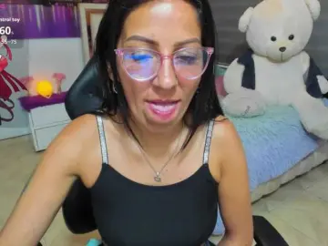 Alma-blue  live sex cam
