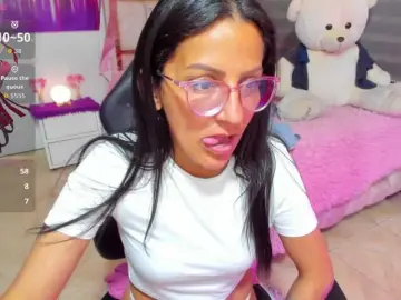 Alma-blue  live sex cam