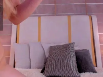 Laurencarter1  live sex cam