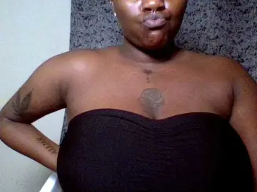 Afrobooty  live sex cam