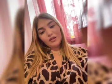 Anetta28  live sex cam